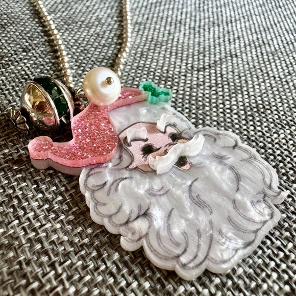 New Festive Pink Christmas Acrylic Santa Claus Shimmer Statement 18” Necklace - Picture 10 of 11